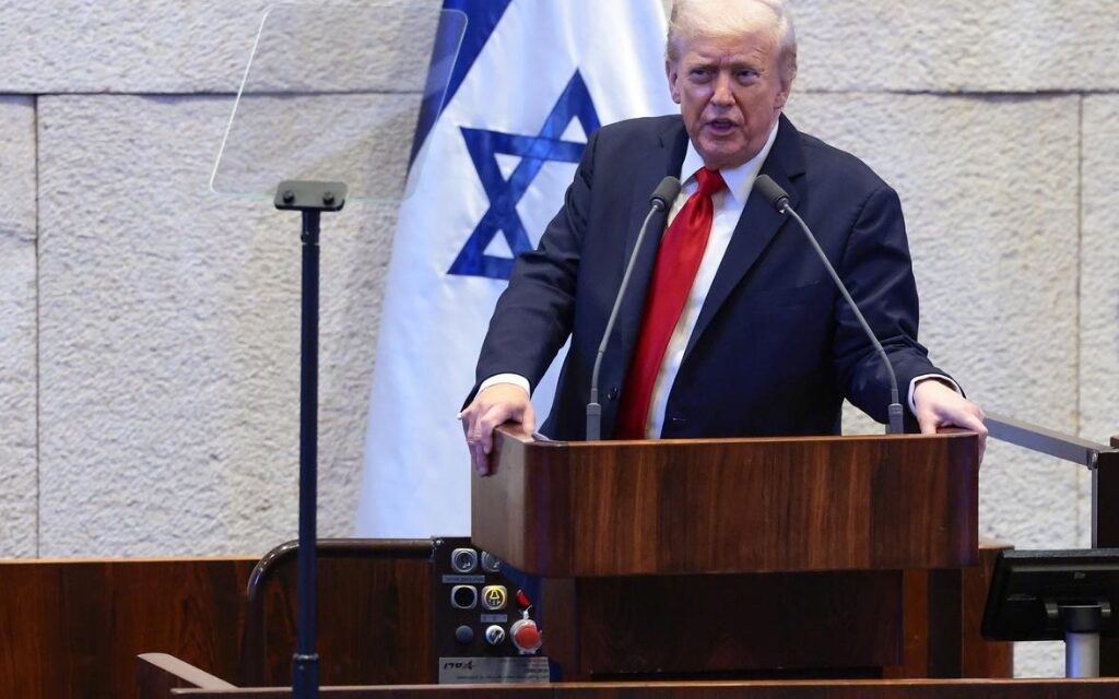 Historiese Oorwinning: Gyselaars vry, Trump proklammeer nuwe Midde-Ooste Vrede