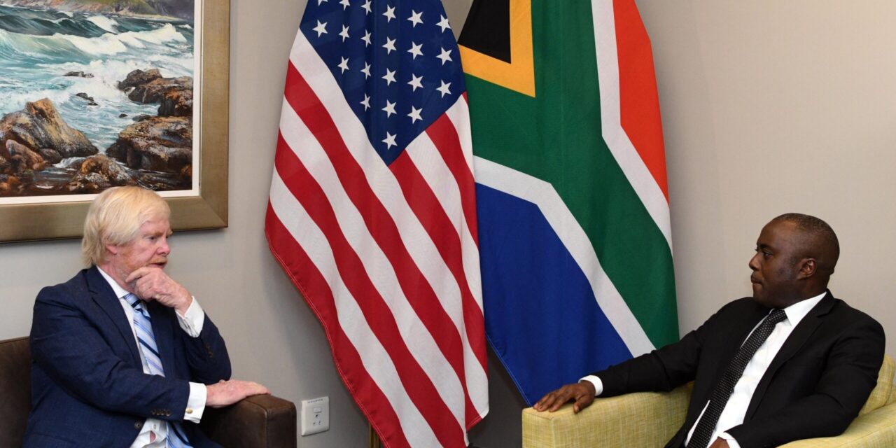 Nuwe Amerikaanse ambassadeur in Suid-Afrika begin sy pligte