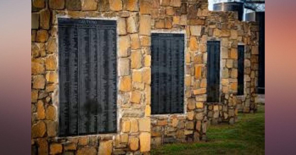 Gedenkmuur vir Plaasmoorde by Nampo skrikwekkend…