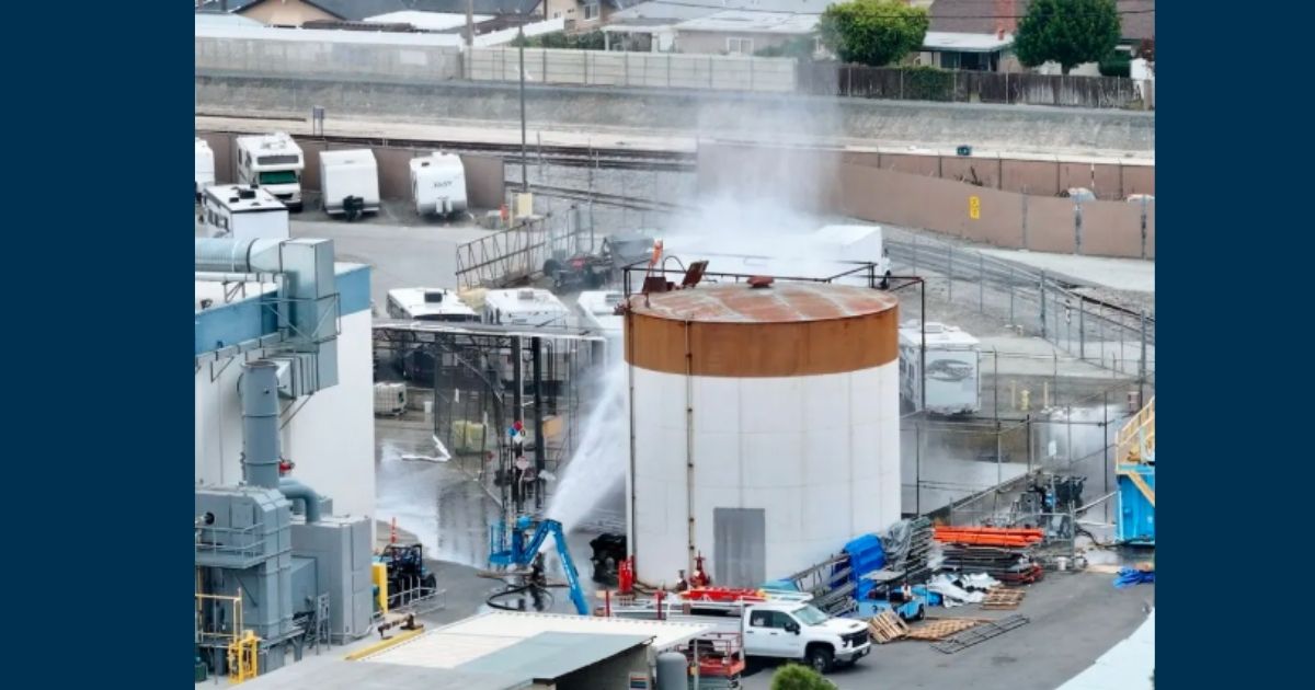 Ontruiming van 40 000 ná giftige chemiese lek in VSA