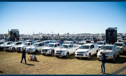 Toyota vier Hilux-erfenis met wêreldrekordpoging by Nampo 2026