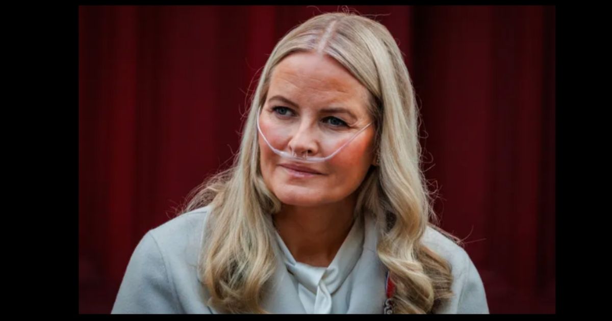 Mette-Marit ondergaan suksesvolle longoorplanting 2dae na seun se verkragtingsvonnis