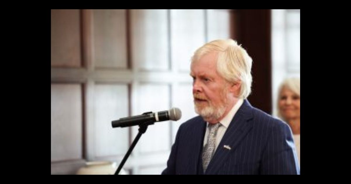 Bozell kap ANC se “onverbondenheid”
