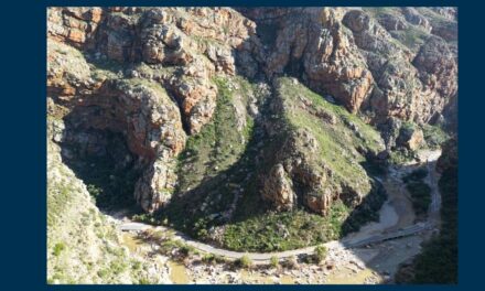 Vloedskade aan Meiringspoort knou boere sleg, maar is tog ‘n seën