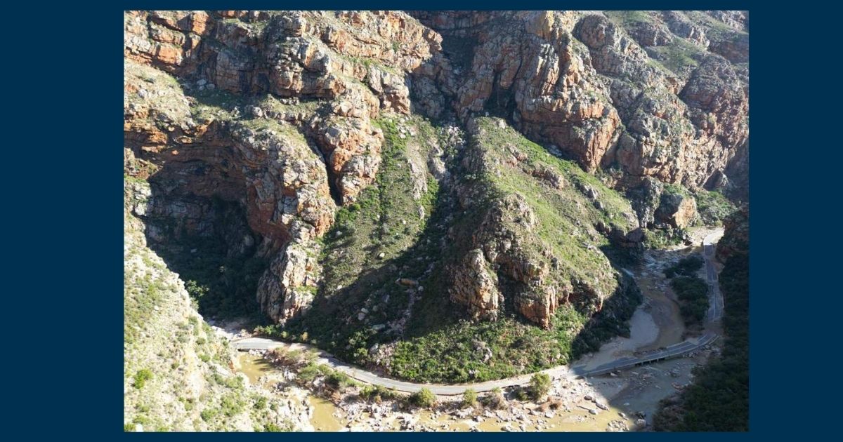 Vloedskade aan Meiringspoort knou boere sleg, maar is tog ‘n seën