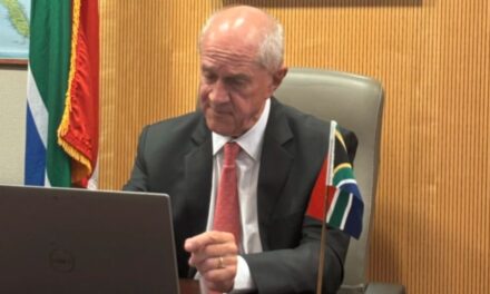 Roelf Meyer: VSA moet tariewe teen SA verminder, maar Swart Ekonomiese Bemagtiging is ononderhandelbaar