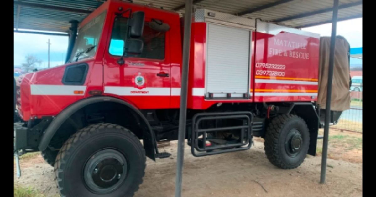 Spliternuwe brandweerwa staan ongebruik terwyl brande Matatiele teister