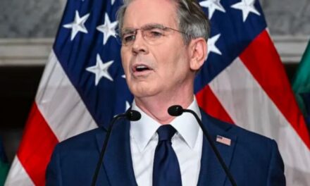 Grootste Amerikaanse finansiële offensief nóg teen Iran gereed