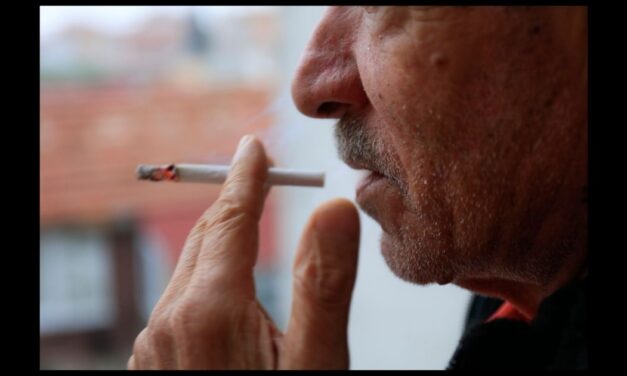 Rokers het ’n laer Parkinson’s-risiko. Wetenskaplikes weet dalk waarom