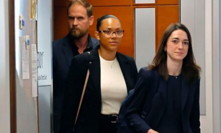 Surrogaatma weier aborsie; ouers behou regte oor siek babatjie