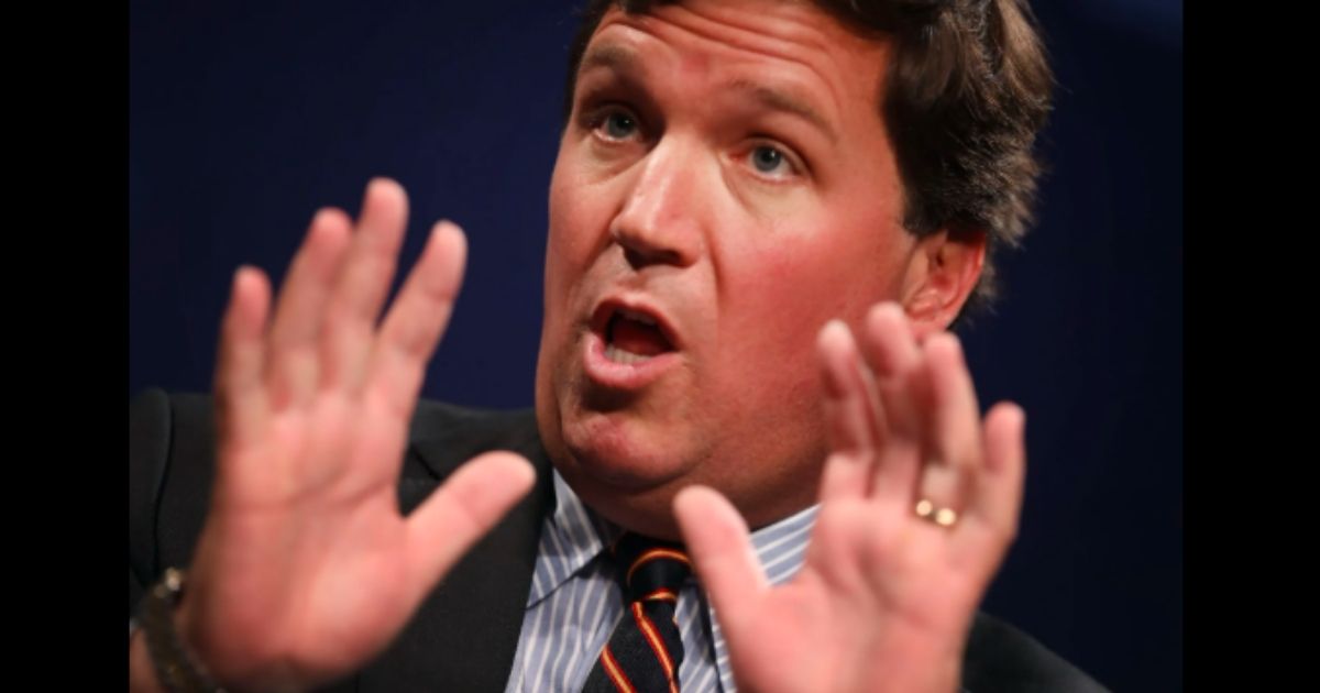 Tucker Carlson-video plaas plaasaanvalle en ‘wit volksmoord’-debat weer in die kollig