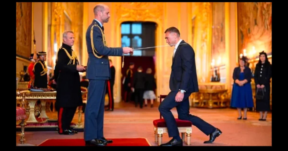 Kevin Sinfield tot ridder geslaan vir sy bydrae tot motorneuronsiekte