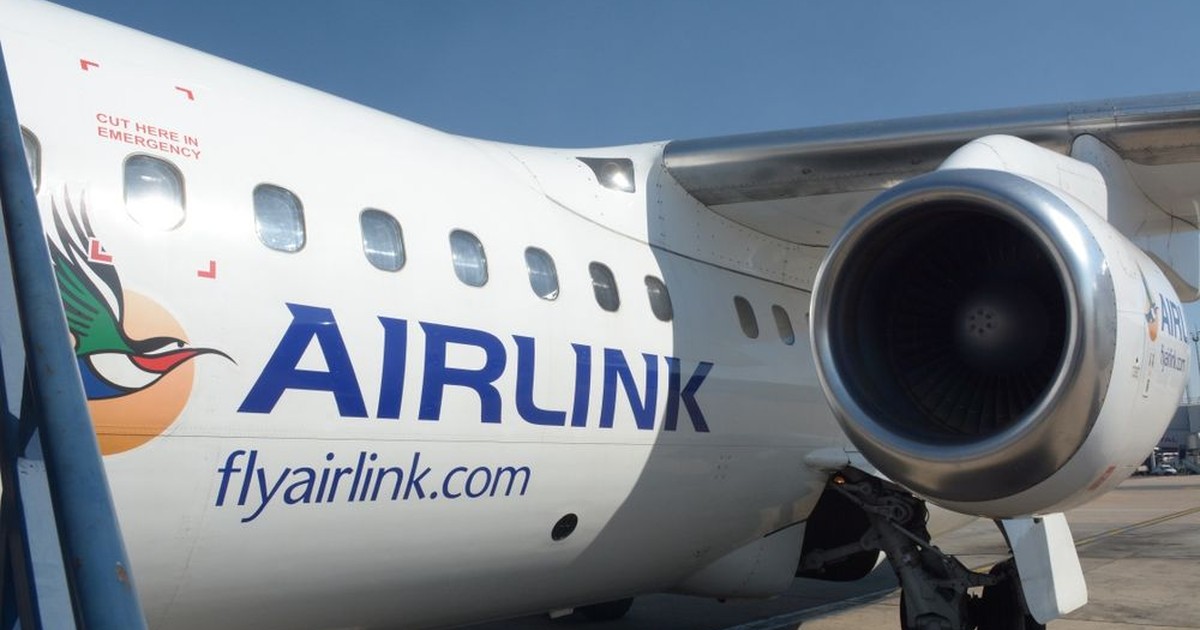 Airlink-vlug se band bars tydens opstyging